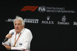 Гоночний директор FIA Чарлі Вайтінг