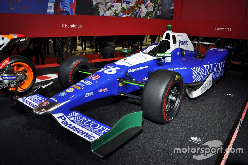Dallara DW12, Takuma Sato pemenang Indy 500