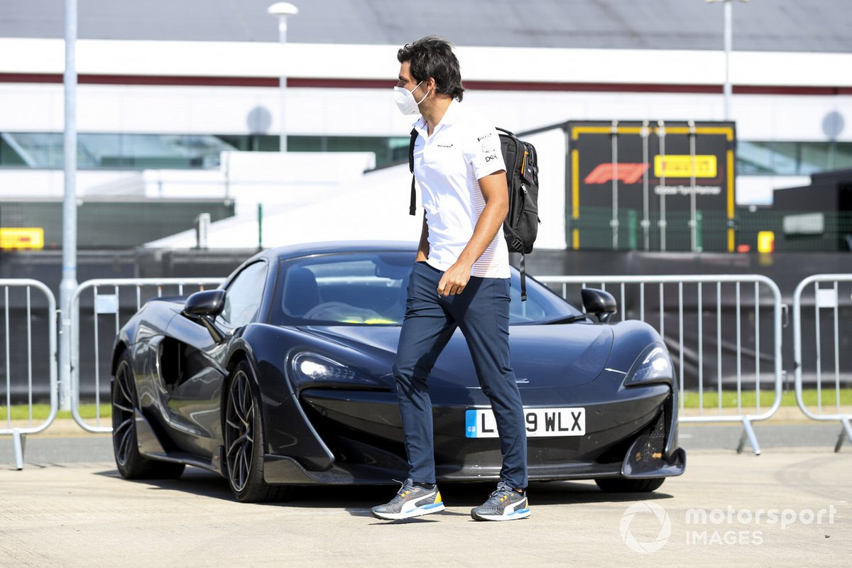 Carlos Sainz Jr., McLaren arrives
