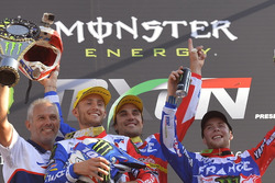 Il Team France festeggia la vittoria