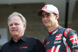 Gene Haas, Haas Automotion President met Esteban Gutierrez, Haas F1 Team