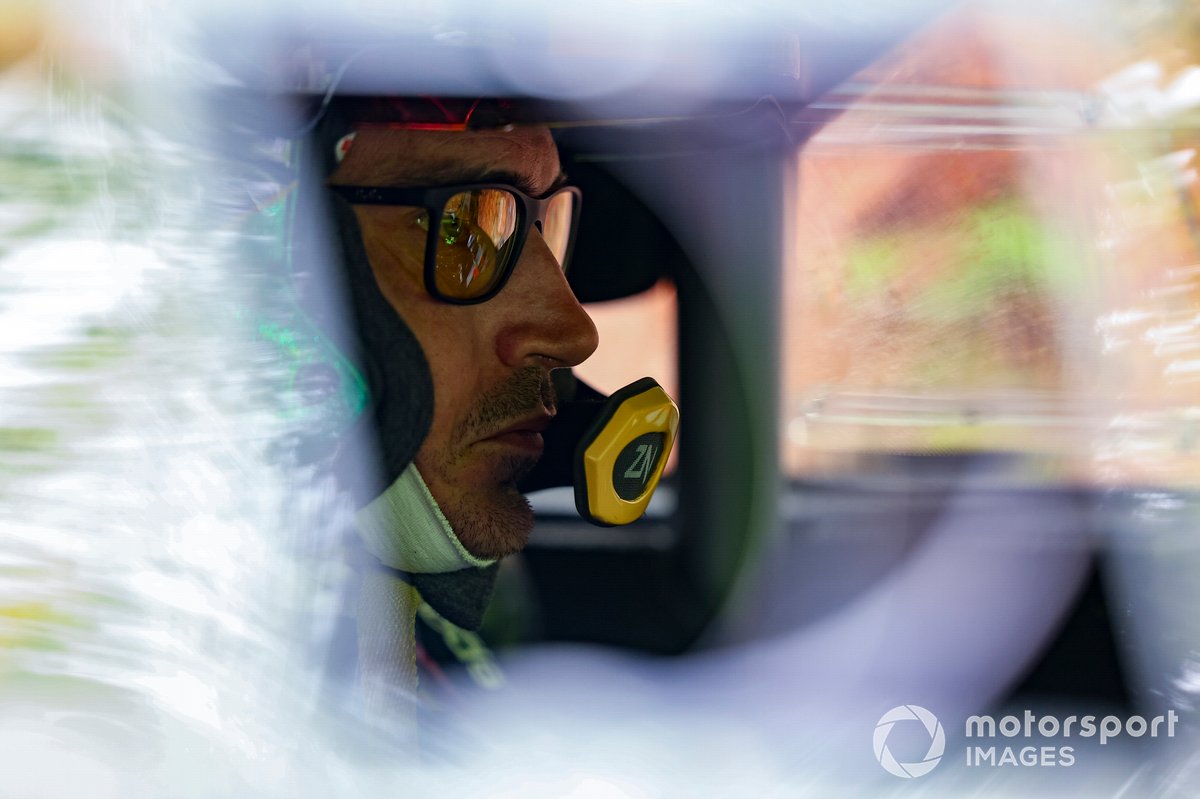 Breen praised co-driver Nagle as poor visibility blighted the stages