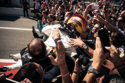 Yarış galibi Lewis Hamilton, Mercedes-Benz F1