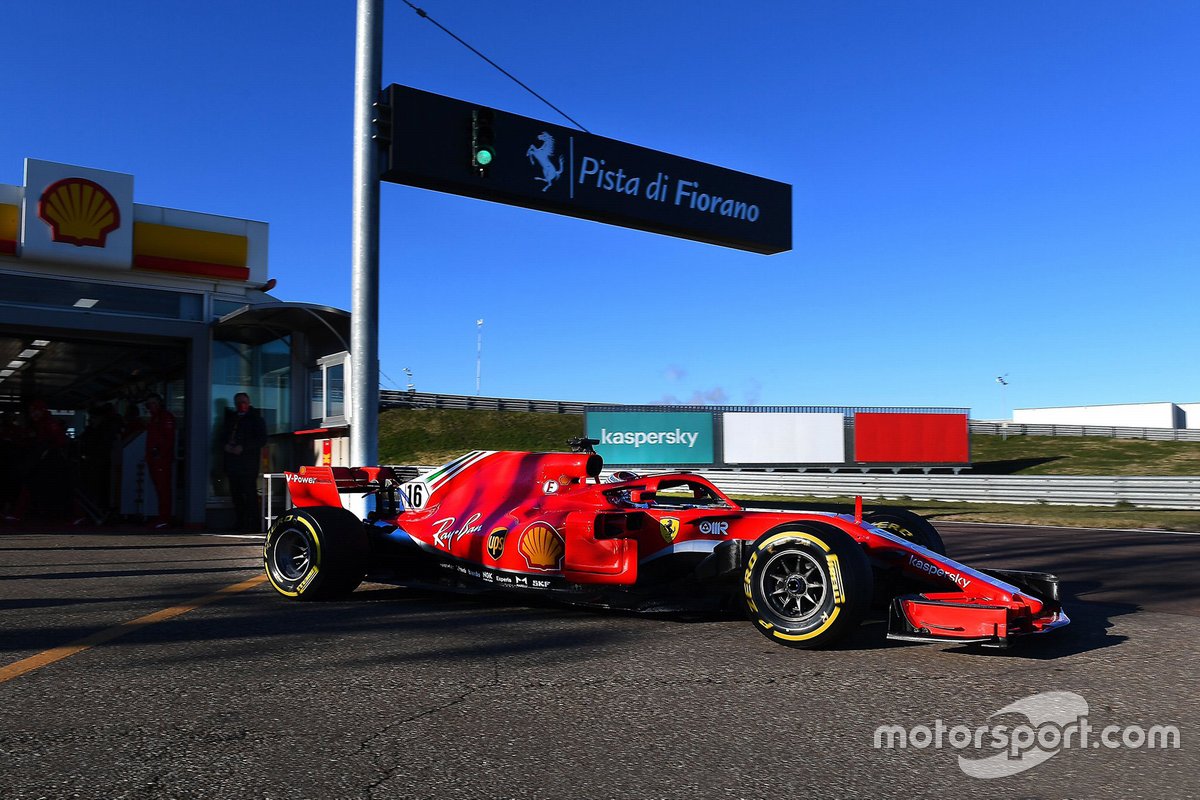 Pembalap Tim Scuderia Ferrari, Charles Leclerc, bersiap menjalani tes di Sirkuit Fiorano, Italia.