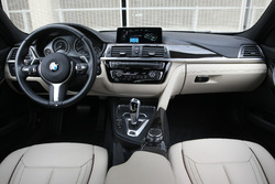 BMW 330e
