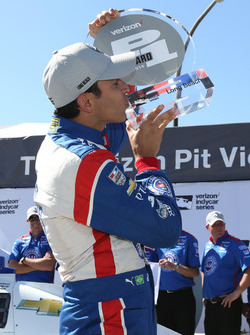 Polesitter Helio Castroneves, Team Penske Chevrolet