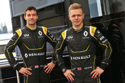 Jolyon Palmer, Renault Sport F1 Team con Kevin Magnussen, Renault Sport F1 Team