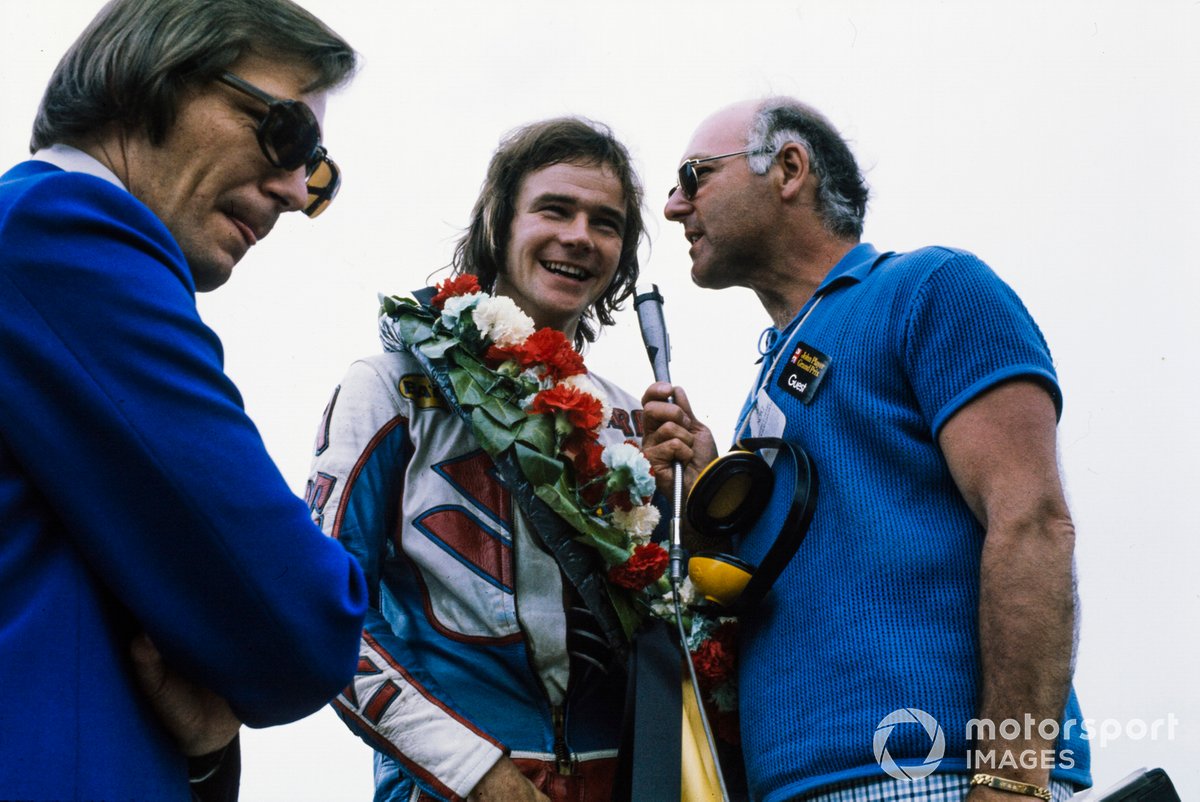 Barry Sheene, winner of the John Player Grand Prix, is interviewed by Murray Walker