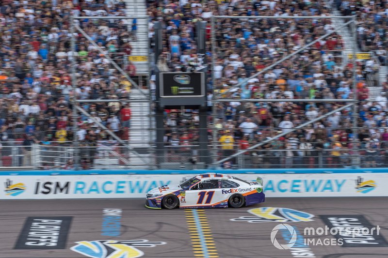 Race Winner Denny Hamlin, Joe Gibbs Racing, Toyota Camry FedEx Ground