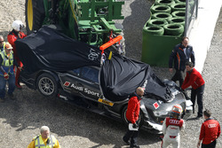Crash, Timo Scheider, Audi Sport testwagen