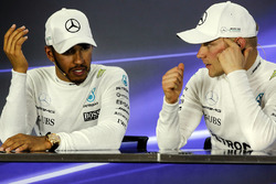 Lewis Hamilton, Mercedes AMG F1 ve Yarış galibi Valtteri Bottas, Mercedes AMG F1, Basın toplantısı