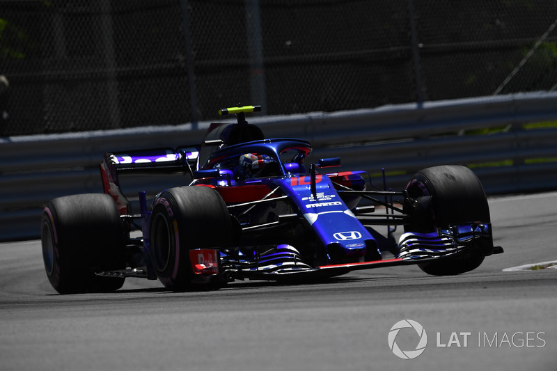 20: Pierre Gasly, Scuderia Toro Rosso STR13, 1'13.047 (10 posiciones de sanción que le hacen perder la 16ª plaza)