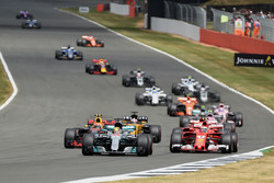 Старт, Льюіс Хемілтон, Mercedes F1 W08
