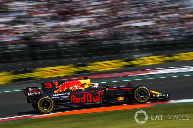 16. Daniel Ricciardo, Red Bull Racing RB13 *