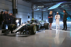 Lewis Hamilton, Mercedes AMG F1, Toto Wolff, Executive Director Mercedes AMG F1