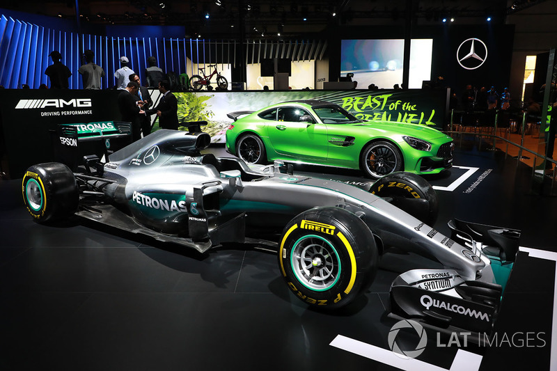 Mercedes F1 W04