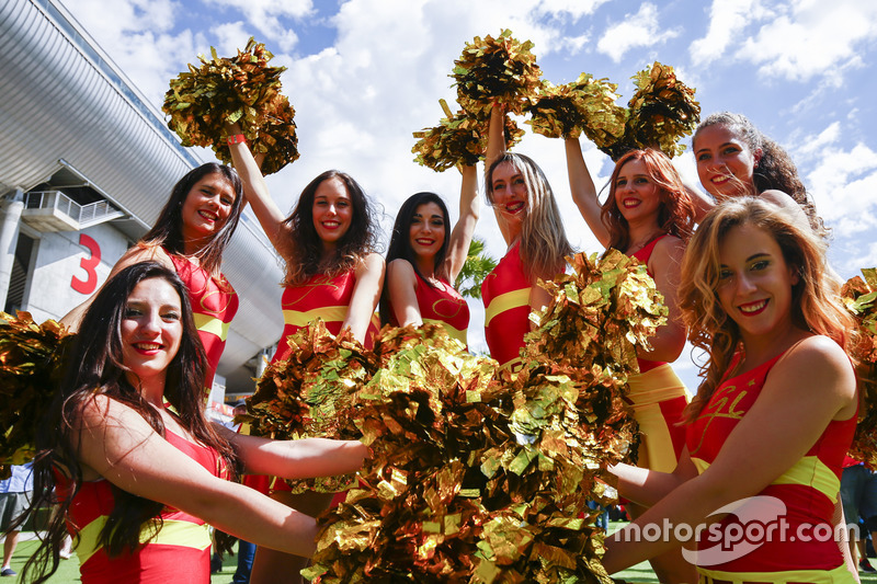 Cheerleaders