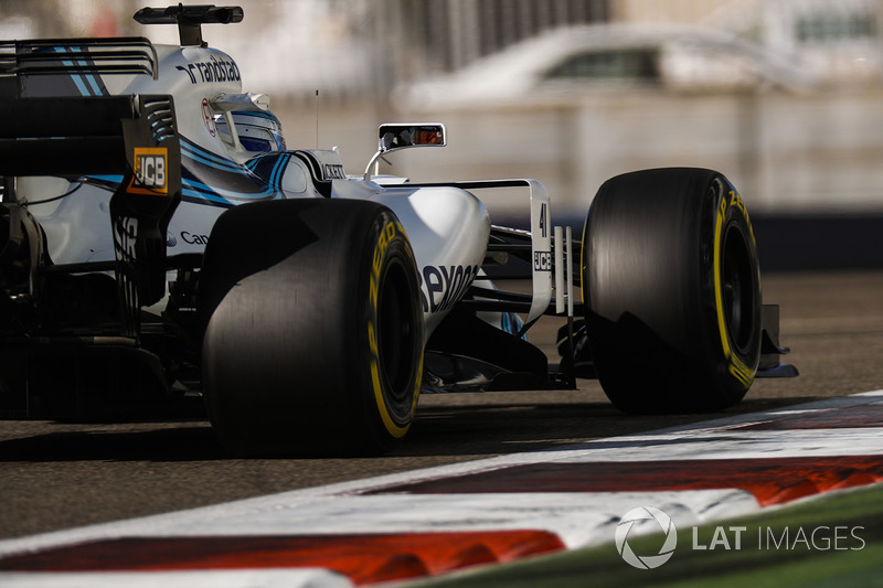 Sergey Sirotkin ve Robert Kubica, Williams'la Abu Dhabi testine katıldı ve 2018 koltuğu için aday oldular