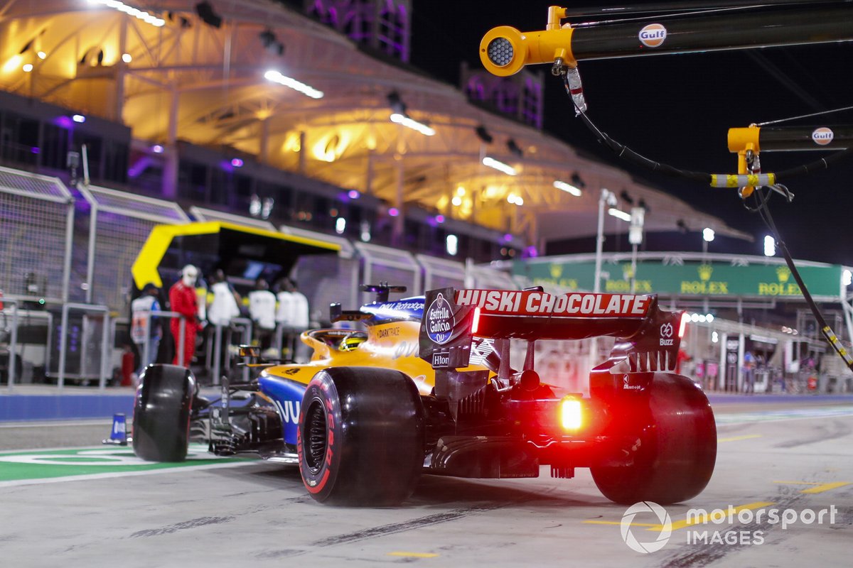 Carlos Sainz Jr., McLaren MCL35, leaves the garage