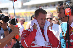 Sebastian Vettel, Ferrari, Riccardo Adami, Ferrari-Renningenieur