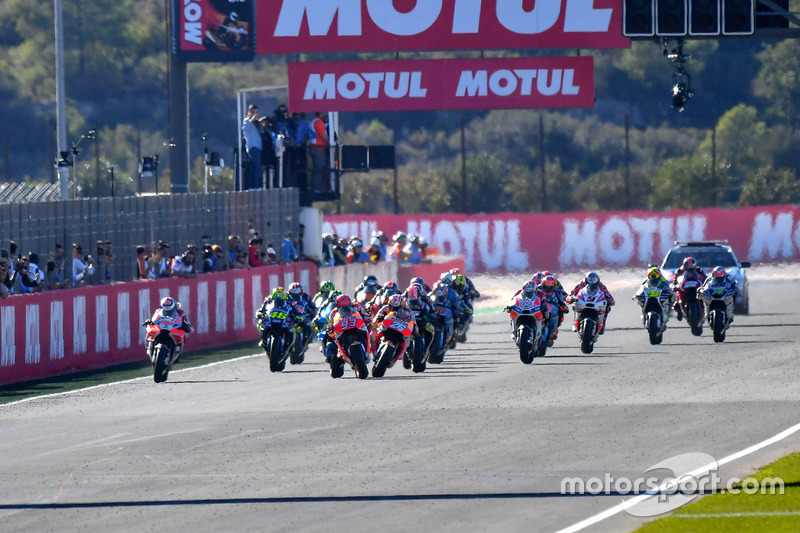 Marquez und Pedrosa kollidieren beim Start