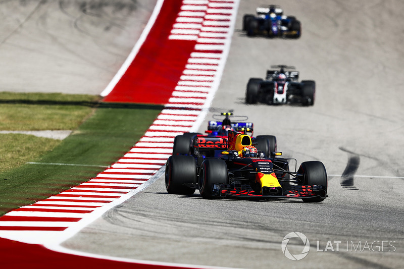 Макс Ферстаппен, Red Bull Racing RB13, Данііл Квят, Scuderia Toro Rosso STR12