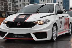 Fiat Egea yarış aracı