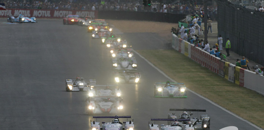 Davies leads opening laps of 24H for Audi Davies leads opening laps of 24H for Audi