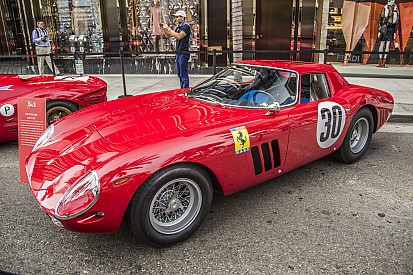 Ferrari може повернути у виробництво легендарну модель 250 GTO