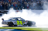 Jeff Gordon finds victory lane in Texas Jeff Gordon finds victory lane in Texas