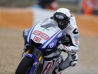 Three in a row for Lorenzo in Portugal Three in a row for Lorenzo in Portugal