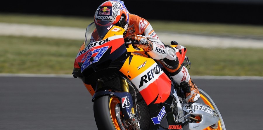 Stoner Sets Record Pace in Mugello For MotoGP Italian GP Stoner Sets Record Pace in Mugello For MotoGP Italian GP