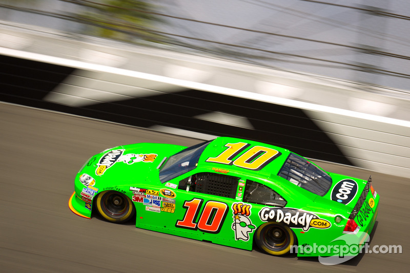 Last-lap accident ends Patrick’s Duel early
