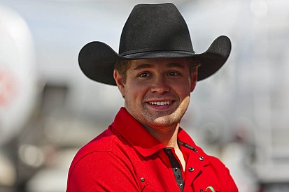 Stenhouse Jr. to pull double-duty at Dover in Roush Fords