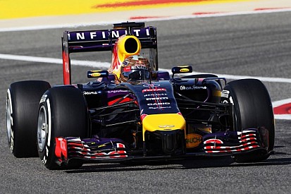 Marko suspects 'crack' in Vettel's car