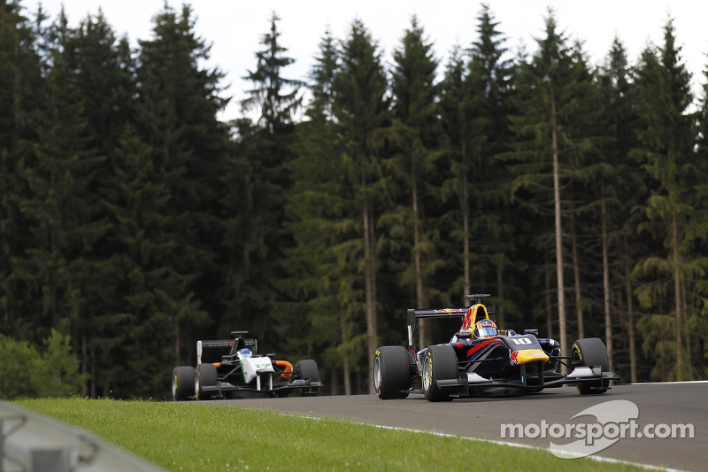 Lynn romps to pole at the Red Bull Ring