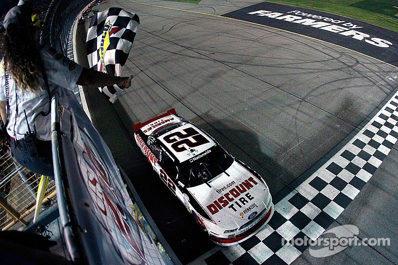 Keselowski dominates standalone Nationwide race in Iowa