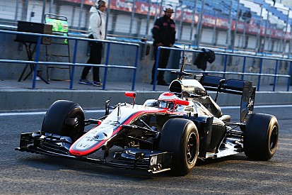 Button no pierde la paciencia con McLaren