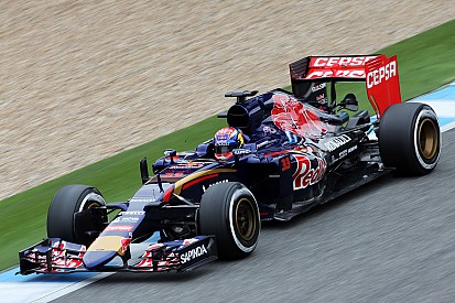 Verstappen hace su debut con Toro Rosso