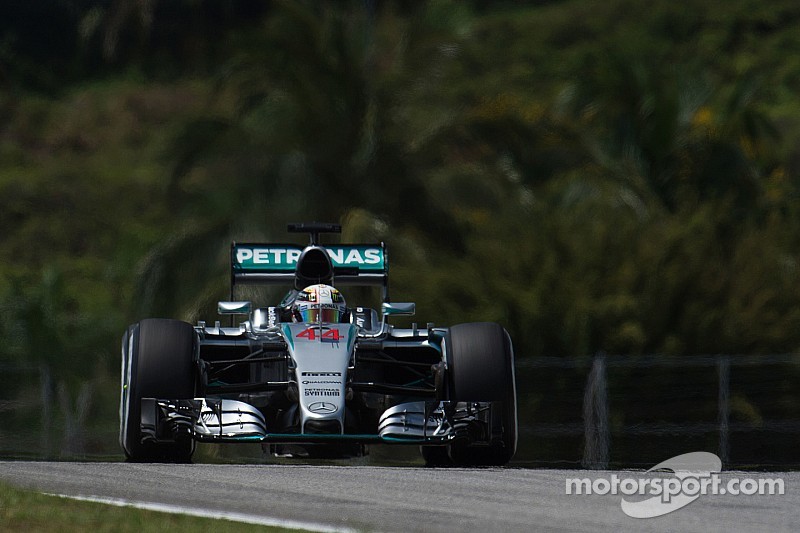 Battu par Vettel, Hamilton reste satisfait de sa course
