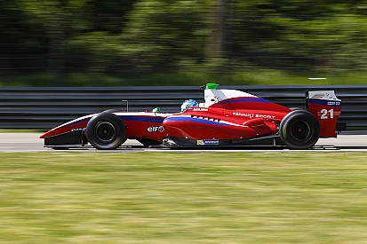 Zeta привезет на тесты ФR3.5 только одну машину