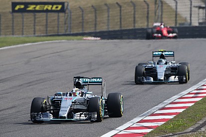Rosberg aseguró que Hamilton "comprometió" su carrera