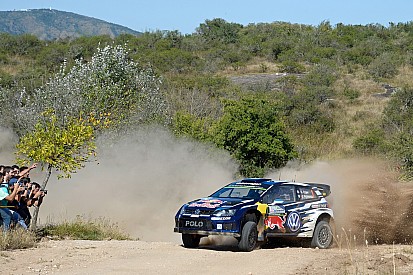 Ogier abandona en Argentina