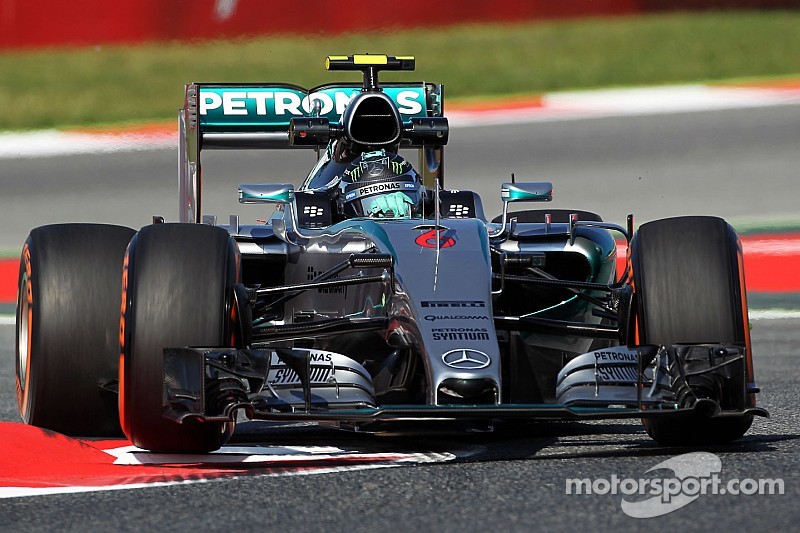 Des difficultés mais du rythme pour Mercedes