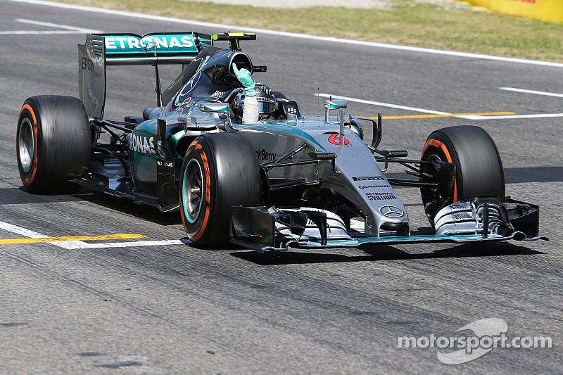 Nico Rosberg s'impose après un
