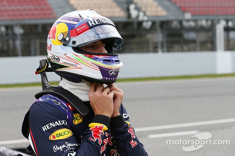 Consultor da Red Bull critica Ricciardo e Kvyat: “Precisam prestar atenção”
