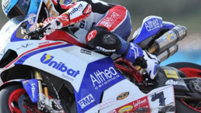 WSBK 2010, Valencia, Q1: subito Checa