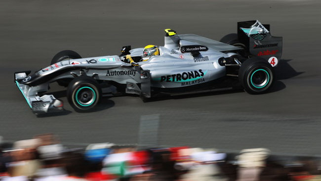 Valencia, libere 1: Rosberg poi le due McLaren