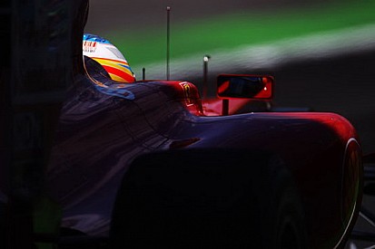 La Ferrari accelera nella realtà virtuale del simulatore
