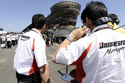 Niente gomme asimmetriche per Misano